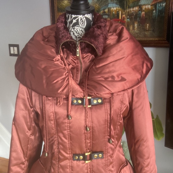 jacket - Picture 2 of 13